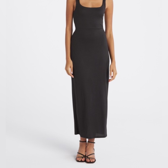 KAILEIGH - Large Gemma Sleeveless Open Back Fitted Dress - Picture 1 of 5